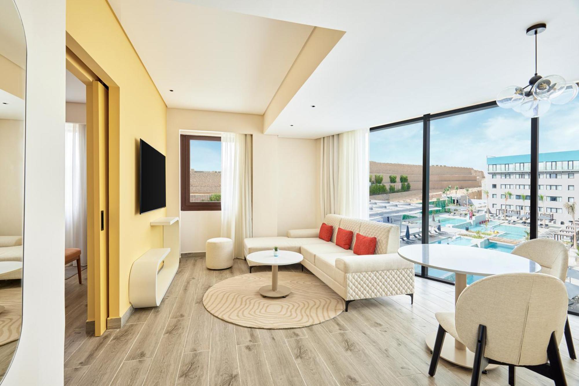 Hyatt Centric Cairo West Hotel Abu Rawwash ภายนอก รูปภาพ