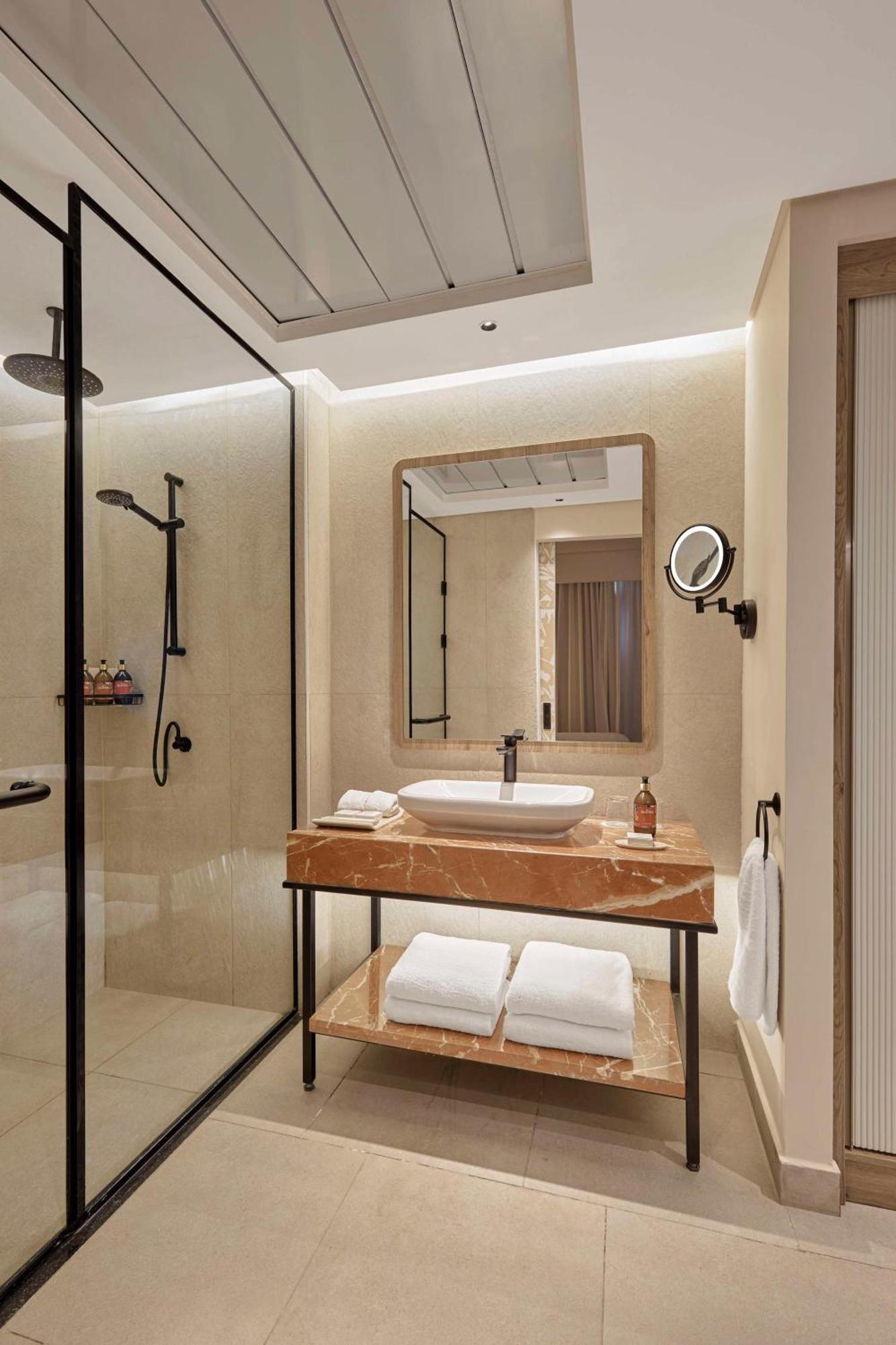 Hyatt Centric Cairo West Hotel Abu Rawwash ภายนอก รูปภาพ